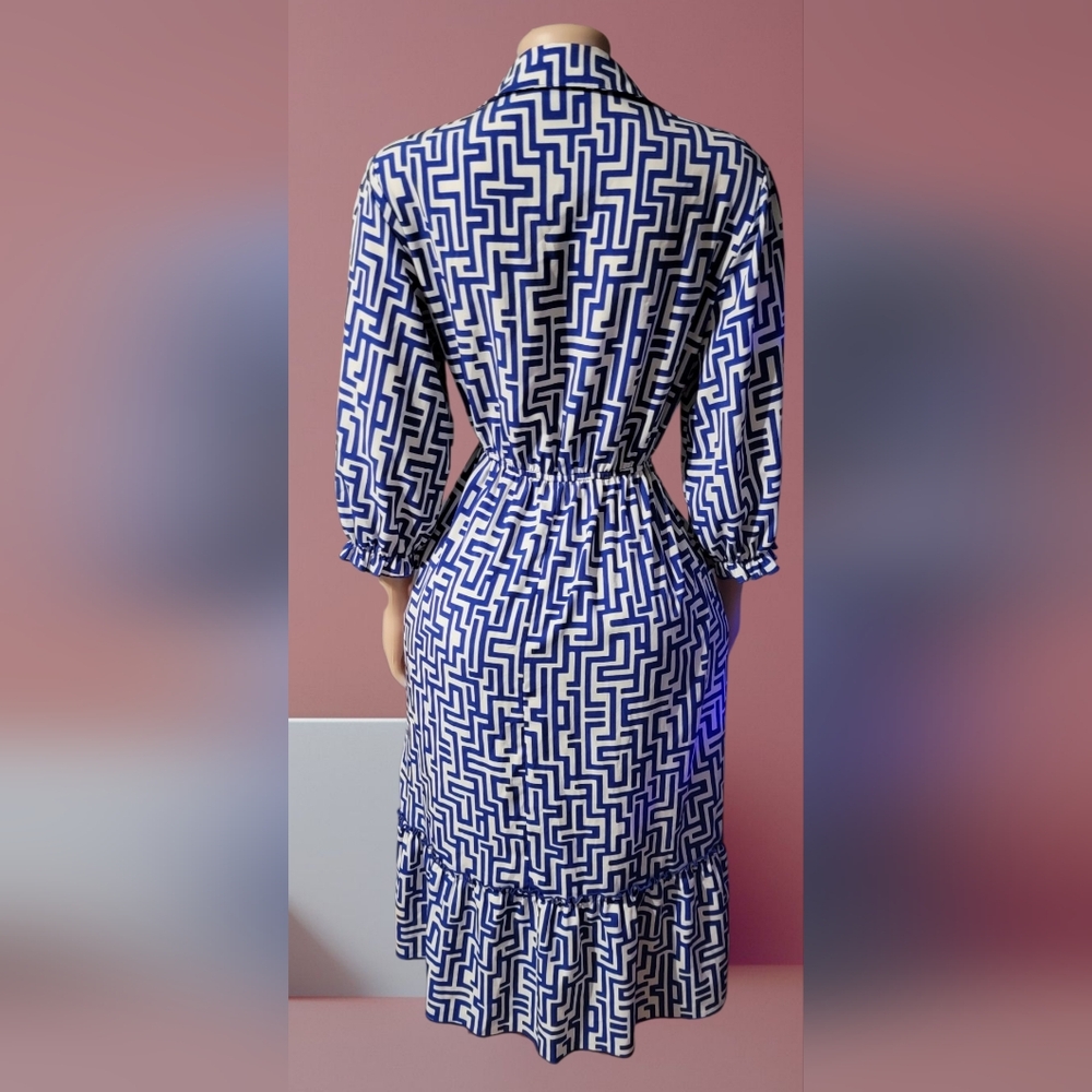 Blue Geometric Patterned Dress - image 3